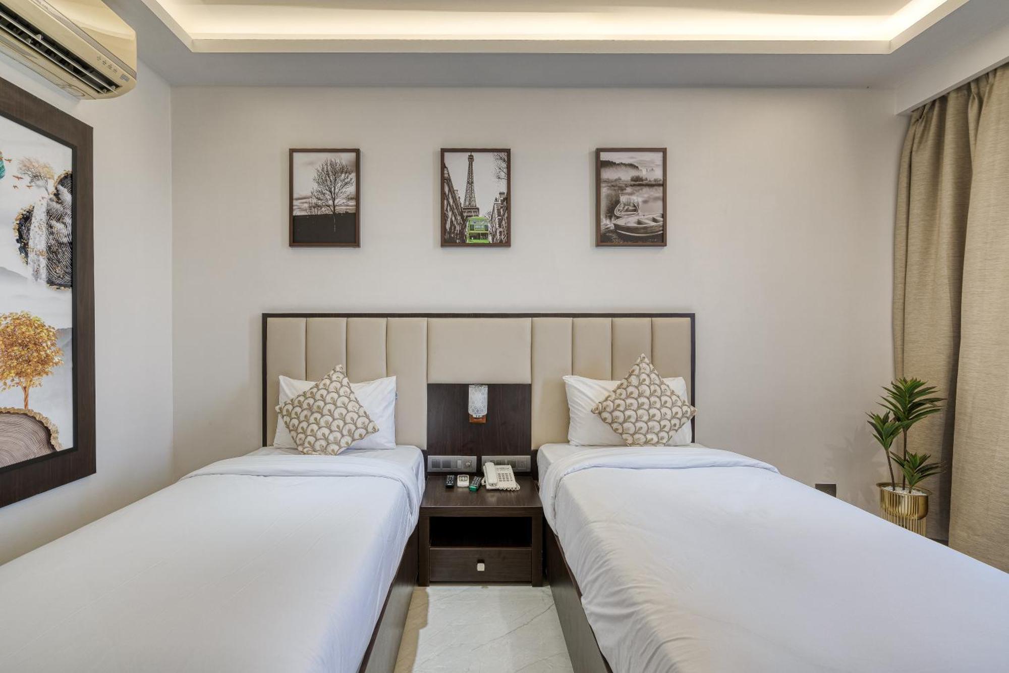 Hotel Grand Visava Лонавла Екстер'єр фото
