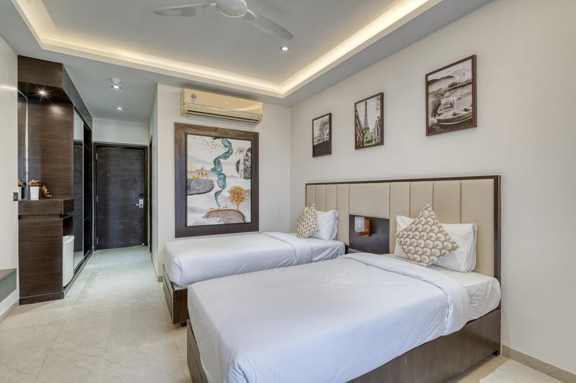 Hotel Grand Visava Лонавла Екстер'єр фото