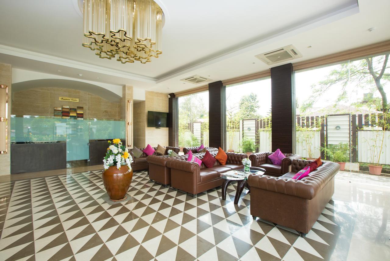 Hotel Grand Visava Лонавла Екстер'єр фото