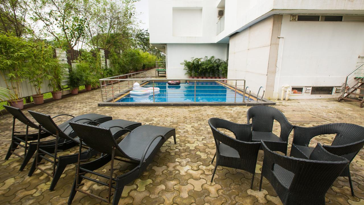 Hotel Grand Visava Лонавла Екстер'єр фото