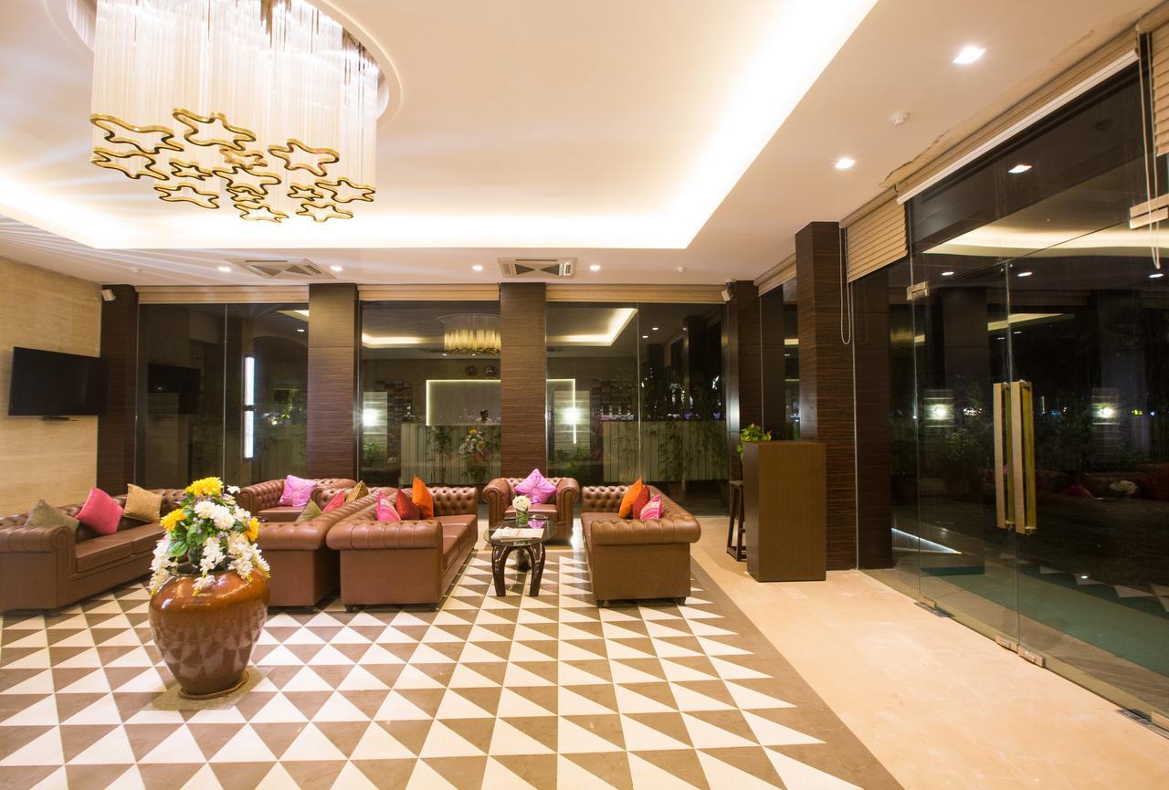 Hotel Grand Visava Лонавла Екстер'єр фото